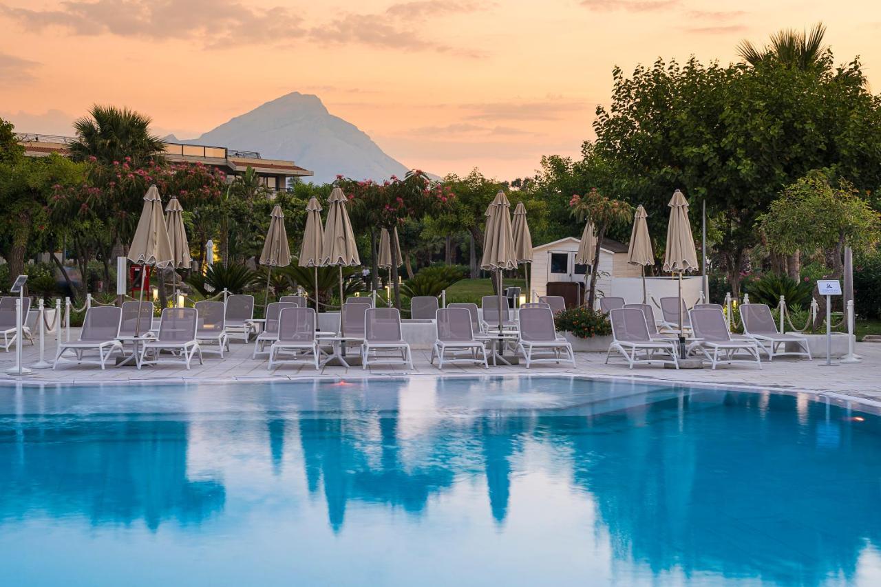 Grand Palladium Sicilia & Resort 5*